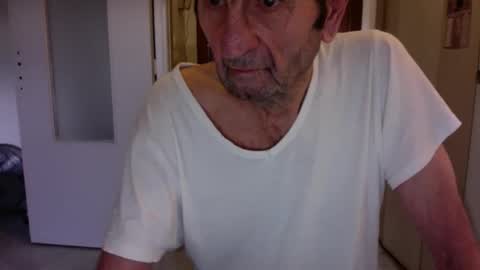 auguste688483 online show from 01/19/26, 09:57