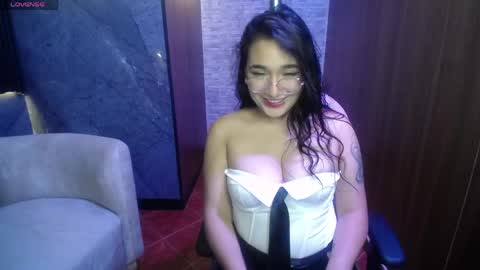 Snapshot of aura_cute_ chatting on 03/29/26, 03:50 aura_cute_ online show from 03/29/26, 03:50
