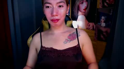 Miss awra online show from 11/27/25, 05:20