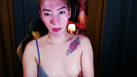 Miss awra online show from 05/14/26, 07:04