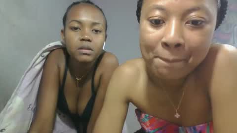 Snapshot of aurelie08 chatting on 05/23/26, 02:10 aurelie08 online show from 05/23/26, 02:10