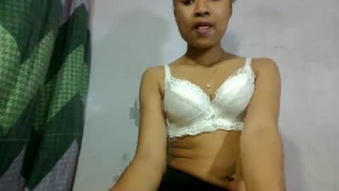 Snapshot of aurelie08 chatting on 06/21/26, 08:39 aurelie08 online show from 06/21/26, 08:39