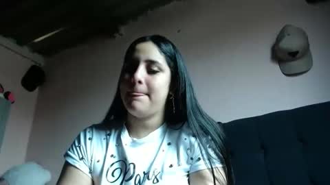 auroa_0785 online show from 05/27/26, 04:15