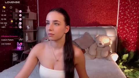 Aurora online show from 11/20/25, 10:04