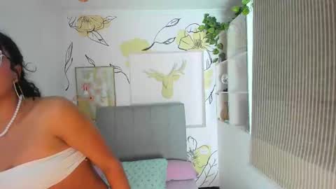 Snapshot of aurora_blis chatting on 10/09/25, 12:47 aurora_blis online show from 10/09/25, 12:47