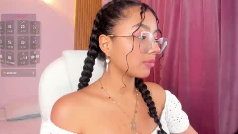 Snapshot of aurora_blis chatting on 10/17/25, 01:25 aurora_blis online show from 10/17/25, 01:25
