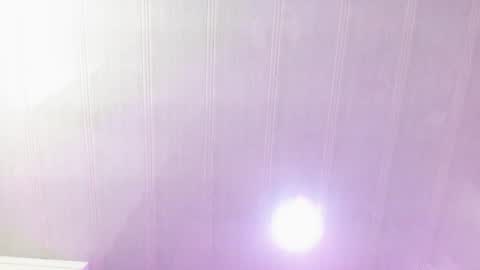 Snapshot of aurora_blossom__ chatting on 12/20/24, 03:31 Aurora online show from 12/20/24, 03:31