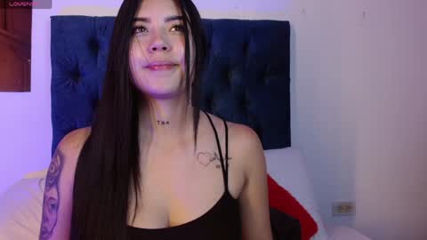 Aurora monroee online show from 04/17/26, 11:46