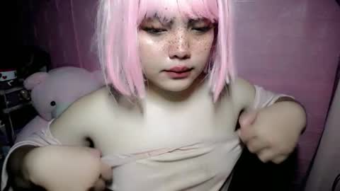 cute online show from 11/21/25, 01:54