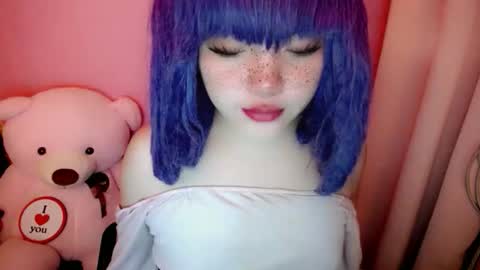 Snapshot of aurora_more chatting on 04/28/26, 11:43 cute online show from 04/28/26, 11:43