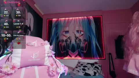 Snapshot of aurora_radiance chatting on 09/11/25, 08:36 Serena online show from 09/11/25, 08:36