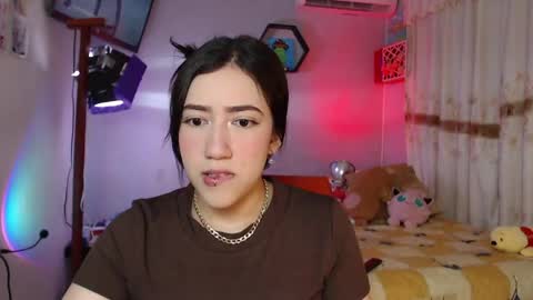 Snapshot of aurora_shy_ chatting on 03/28/26, 09:47 Aurora online show from 03/28/26, 09:47