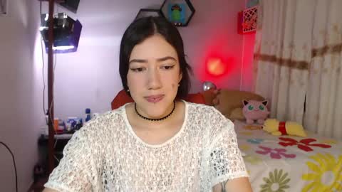 Snapshot of aurora_shy_ chatting on 04/26/26, 08:17 Aurora online show from 04/26/26, 08:17