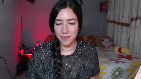 Snapshot of aurora_shy_ chatting on 05/11/26, 02:39 Aurora online show from 05/11/26, 02:39