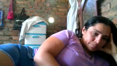 Snapshot of auroraangels1 chatting on 05/19/26, 04:02 auroraangels1 online show from 05/19/26, 04:02