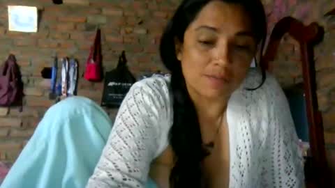 Snapshot of auroraangels1 chatting on 06/09/26, 02:12 auroraangels1 online show from 06/09/26, 02:12