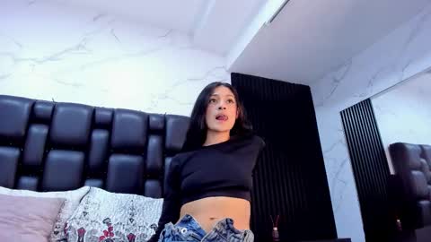 Aurora online show from 12/23/25, 02:31