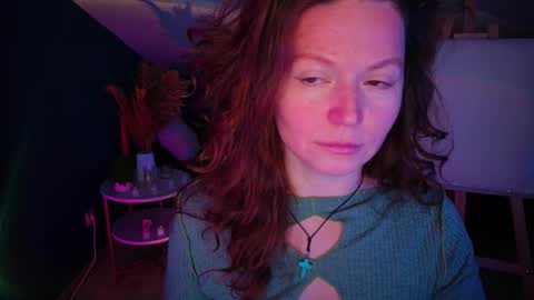 auroraborealis__ online show from 11/18/25, 06:29