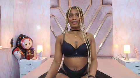 Ariana online show from 10/13/25, 09:04