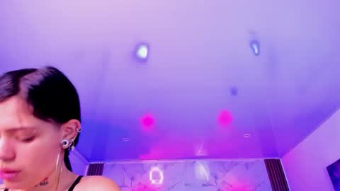 Snapshot of auroradiaz_ chatting on 12/22/25, 07:22 Aurora Diaz online show from 12/22/25, 07:22