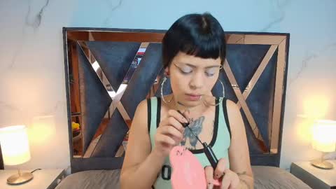 Snapshot of auroradiaz_ chatting on 04/28/26, 11:59 Aurora Diaz online show from 04/28/26, 11:59