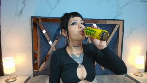 Snapshot of auroradiaz_ chatting on 04/29/26, 11:47 Aurora Diaz online show from 04/29/26, 11:47