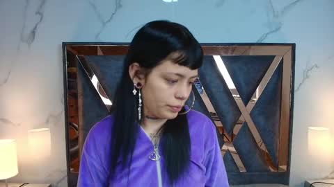 Snapshot of auroradiaz_ chatting on 05/07/26, 12:10 Aurora Diaz online show from 05/07/26, 12:10