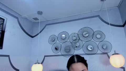 AuroraGracce online show from 04/18/26, 11:47