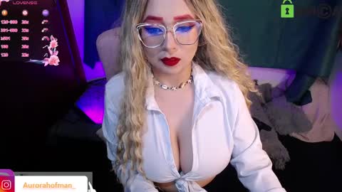 Snapshot of aurorahoffman chatting on 03/06/25, 02:51 Aurora online show from 03/06/25, 02:51