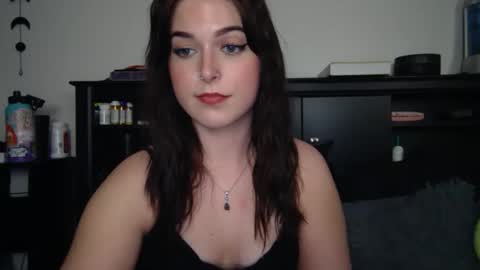 auroralightz1 online show from 10/16/25, 04:35