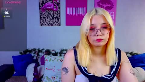 Aurora online show from 12/22/25, 01:19