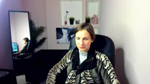 Aurora online show from 12/18/24, 11:30