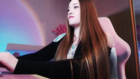 Snapshot of auroraunique chatting on 12/13/24, 09:35 Aurora online show from 12/13/24, 09:35