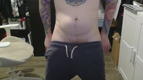 ausmopolitan online show from 04/21/26, 01:42