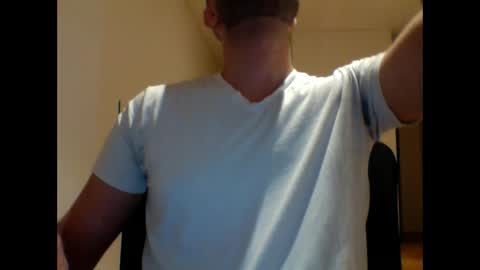 Snapshot of aussie099 chatting on 01/05/25, 09:59 aussie099 online show from 01/05/25, 09:59