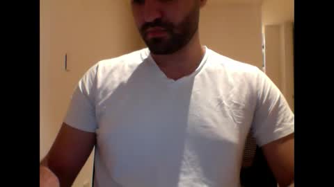 Snapshot of aussie099 chatting on 03/04/25, 10:46 aussie099 online show from 03/04/25, 10:46