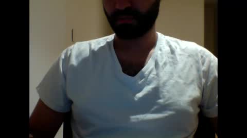 Snapshot of aussie099 chatting on 11/17/25, 09:48 aussie099 online show from 11/17/25, 09:48