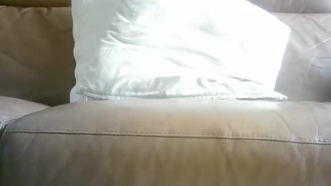 Snapshot of aussie5892 chatting on 01/02/25, 03:26 Justin online show from 01/02/25, 03:26