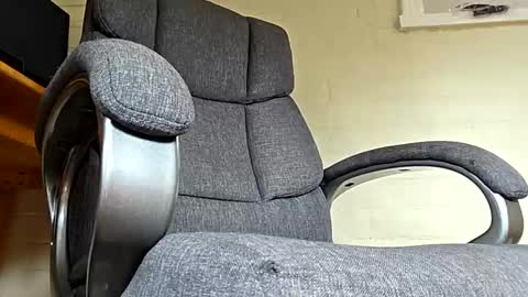 Snapshot of aussie_dadbod90 chatting on 02/19/26, 06:53 aussie_dadbod90 online show from 02/19/26, 06:53