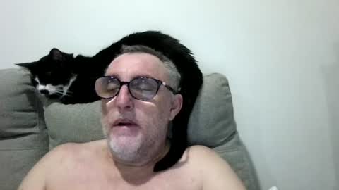 Snapshot of aussie_ozzie chatting on 06/18/26, 06:57 aussie_ozzie online show from 06/18/26, 06:57
