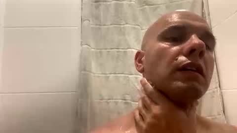 Snapshot of aussieboycal chatting on 10/03/25, 12:46 aussieboycal online show from 10/03/25, 12:46