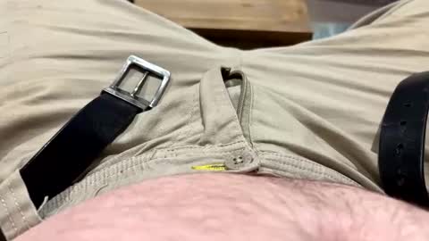 aussieguy1584 online show from 01/12/26, 07:24