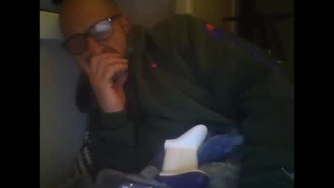 aussieguy59660 online show from 12/01/25, 02:33