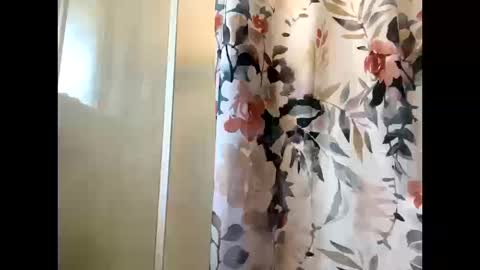 Milf4u online show from 12/17/25, 04:18