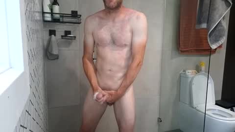 Snapshot of aussieweapon chatting on 12/20/24, 10:43 Nick online show from 12/20/24, 10:43