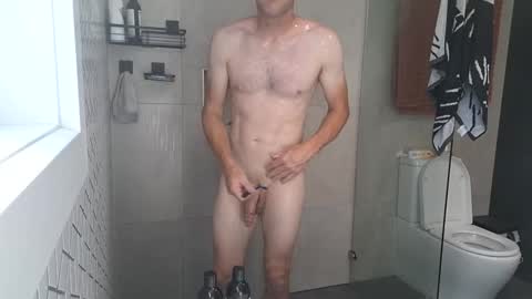 Snapshot of aussieweapon chatting on 12/22/24, 11:20 Nick online show from 12/22/24, 11:20