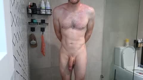 Snapshot of aussieweapon chatting on 09/20/25, 12:33 Nick online show from 09/20/25, 12:33