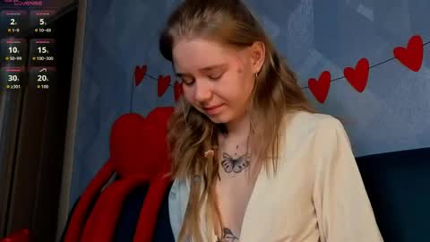 Snapshot of austeja_ona chatting on 05/15/26, 06:37 Aya online show from 05/15/26, 06:37