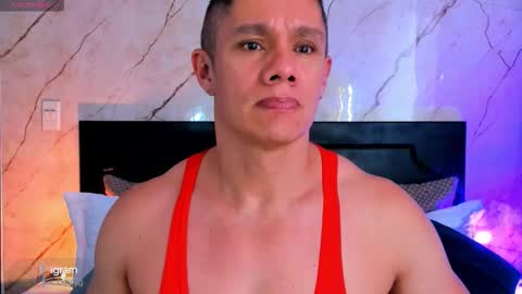 Snapshot of austin_boyjrg chatting on 11/04/25, 06:40 Austin online show from 11/04/25, 06:40