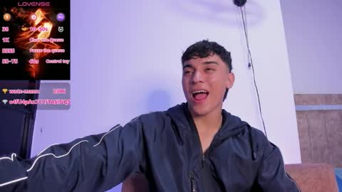 Snapshot of austin_cardieff_ chatting on 09/23/25, 08:23 Austin online show from 09/23/25, 08:23